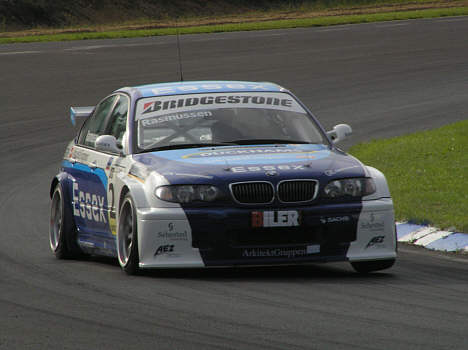 René Rasmussen i sin BMW.